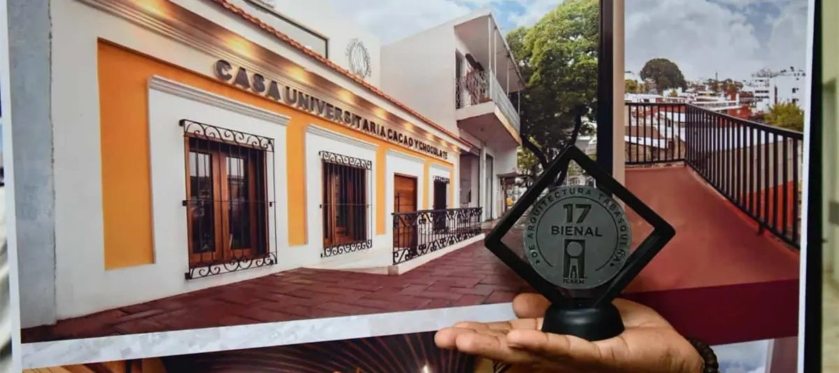 Obtiene Casa Universitaria del Cacao, primer lugar en Bienal de Arquitectura Tabasqueña 2025