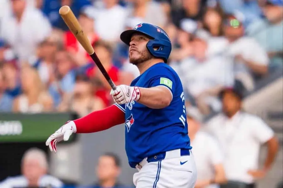 Alejandro Kirk será el nacido en México número 18 que juega una Serie Mundial