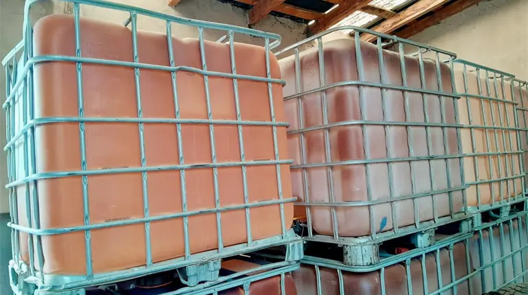 Aseguran 18 mil litros de hidrocarburo en Comalcalco
