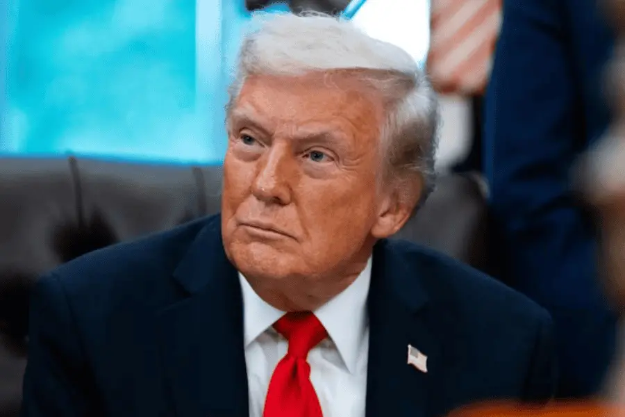 Tengo gran respeto por la presidenta, pero a México lo manejan los Cárteles, insiste Trump