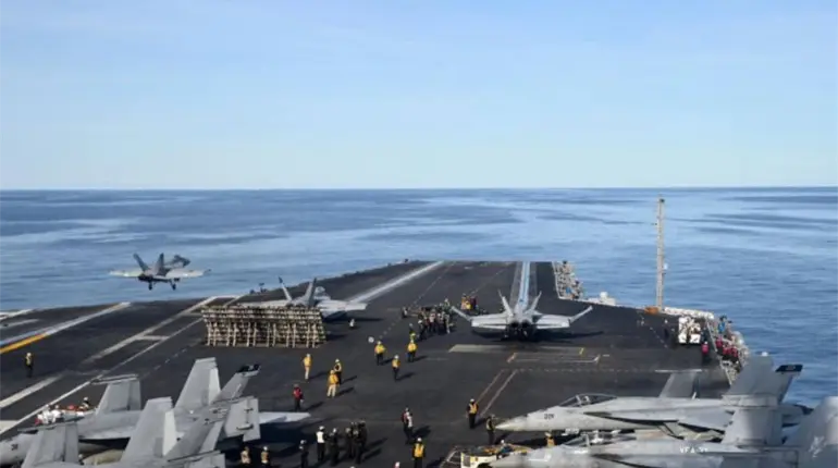 Despliega EE. UU. nuevo portaviones y 3 destructores en aguas de Sudamérica