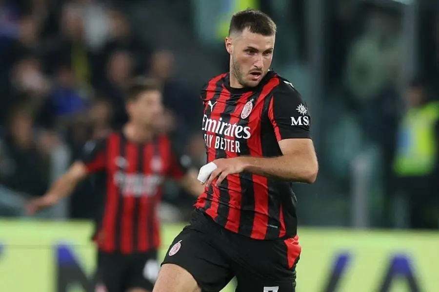 Milan de Santiago Giménez empata con Pisa, último lugar de la Serie A