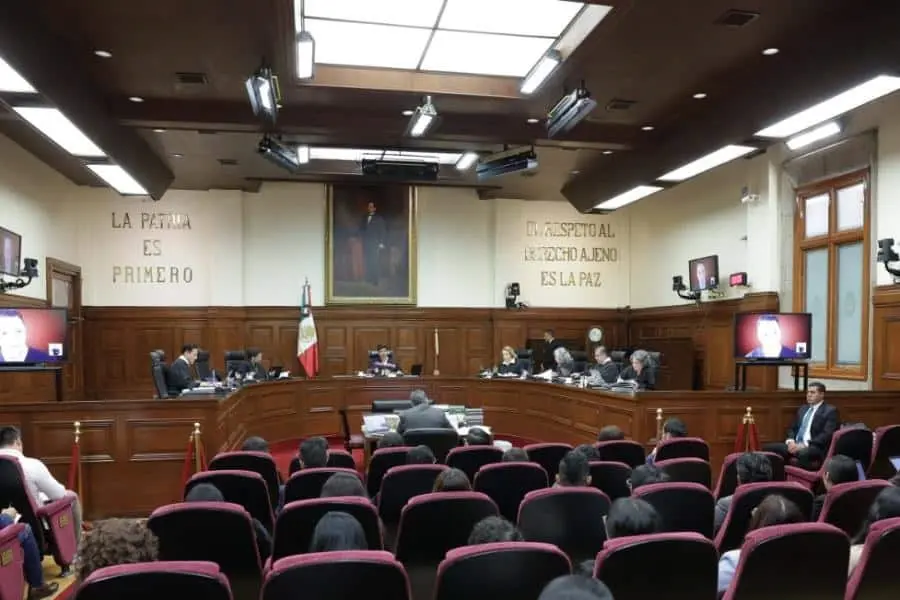 Suena salsa en lugar de Himno Nacional durante informe de Mónica Soto en la SCJN