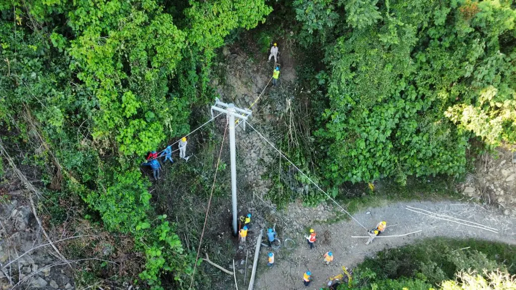 CFE restablece al 100% servicio eléctrico en estados afectados por lluvias