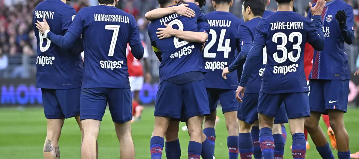 Paris Saint-Germain golea al Brest con doblete de Hakimi y son líderes de la Ligue 1