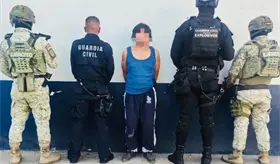 Detienen a un hombre en Michoacán con bombas caseras