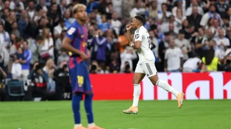 Real Madrid se lleva el Cásico frente a Barcelona pese a fallar un penal