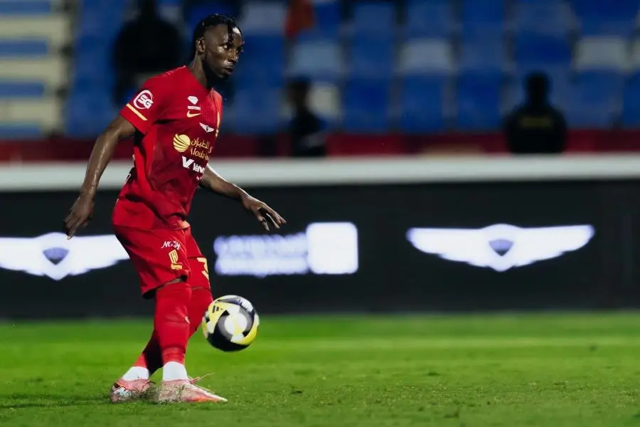 Con doblete de Quiñones, Al Qadisiya gana en octavos de la King´s Cup de Arabia