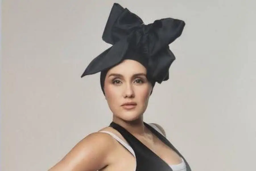 Dulce María anuncia que está embarazada