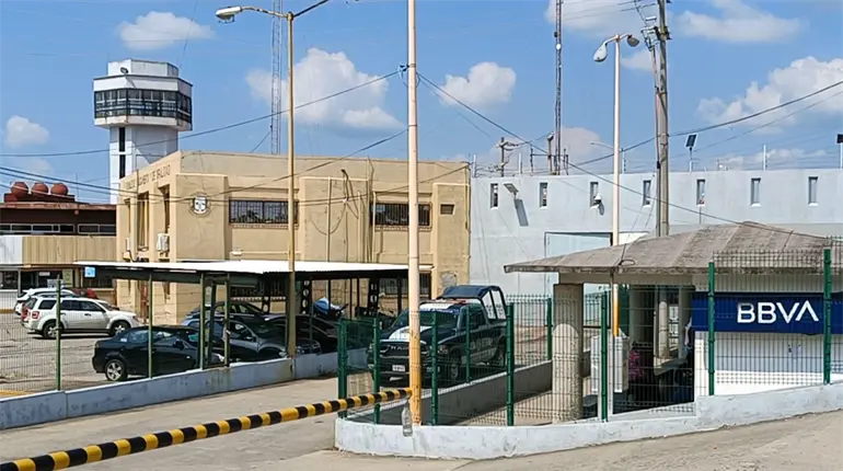 Se registra riña al interior del Creset