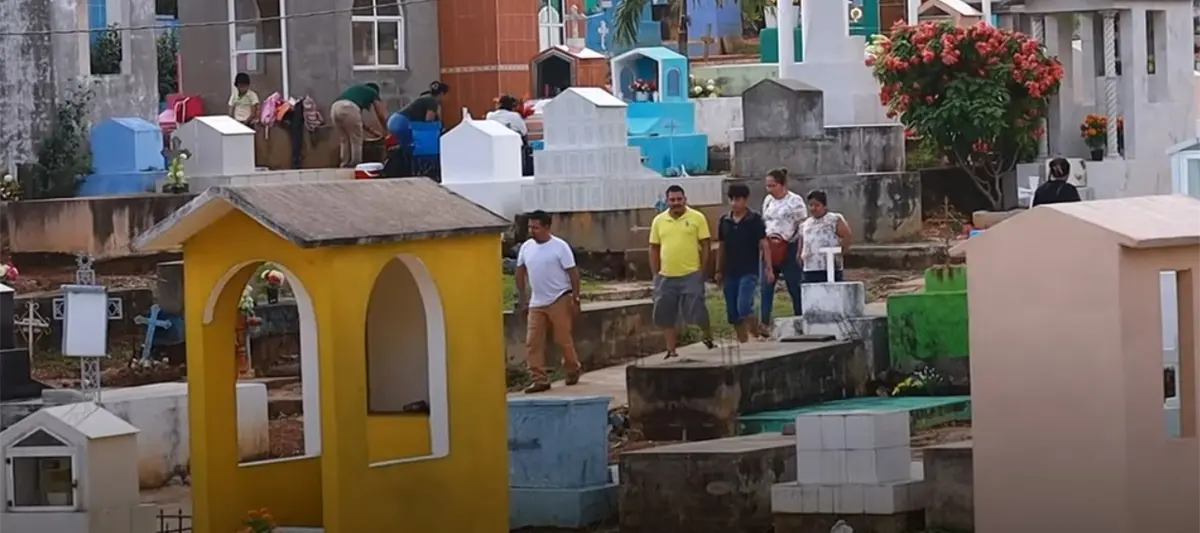 Esperan que 35 mil ciudadanos visiten los panteones administrados por Centro