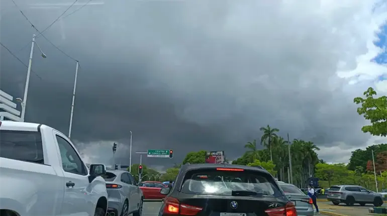 Frente frío no. 11 traerá lluvias muy fuertes con puntuales intensas para este miércoles en Tabasco