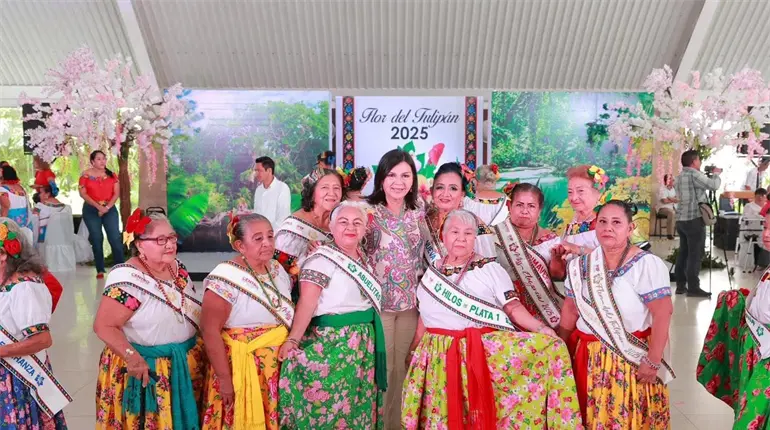 En conmemoración del Día del Adulto Mayor, Centro premia a las ganadoras de la "Elección de la Flor del Tulipán 2025"