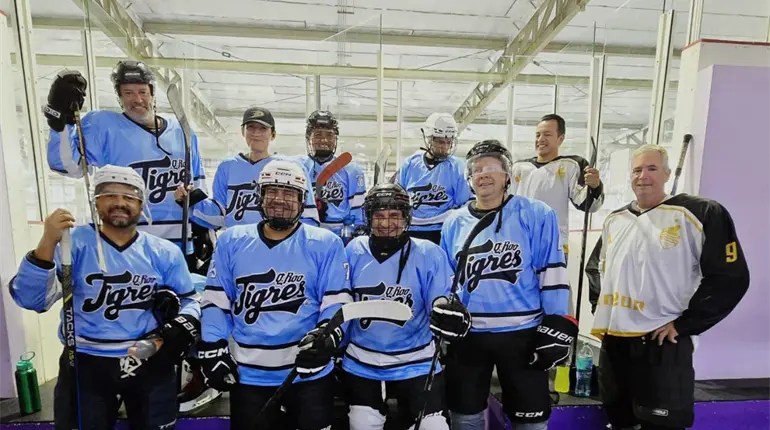 Tigres de Quintana Roo llegan al hielo en la Cancún Ice Hockey League