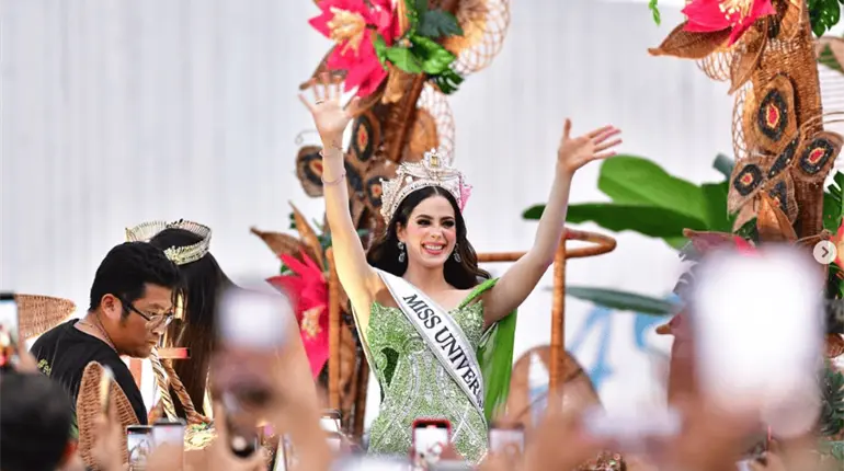 El Tratado de las Flores dedica calaverita a Fátima Bosch, Miss Universe México 2025