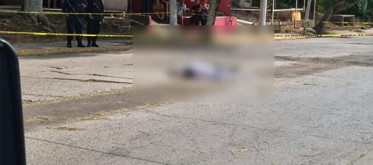 Tras riña ejecutan a balazos a hombre en Parrilla, Centro