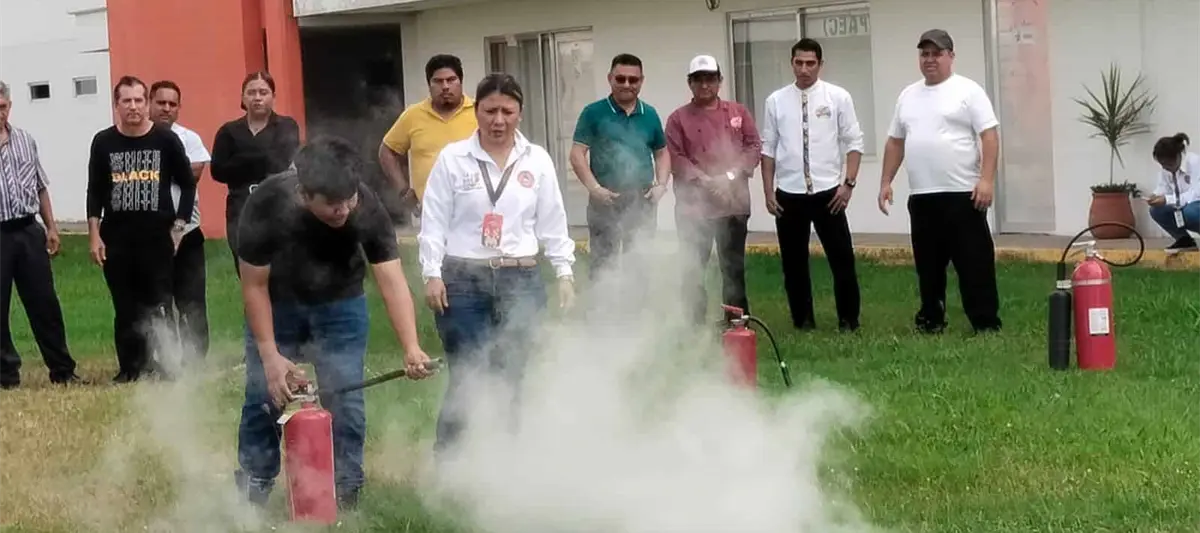 Inicia Canirac con PC capacitación a restauranteros tras accidente en Altabrisa