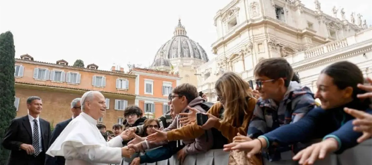 Que la tecnología no los utilice a ustedes: Papa León XIV a jóvenes