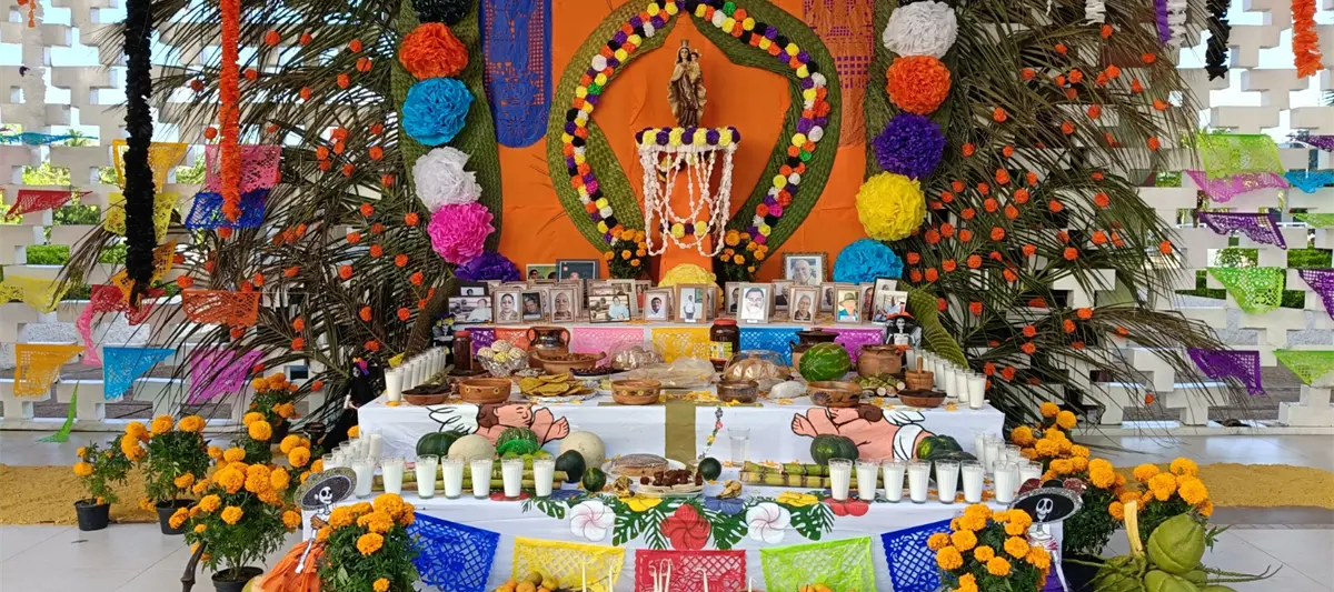 Inaugura Centro altar mestizo en "Celebrando la Eternidad"