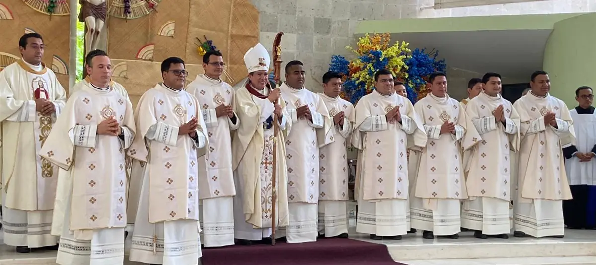 Con ordenación de 9 diáconos celebrará Diócesis de Tabasco el 57 aniversario de su seminario diocesano