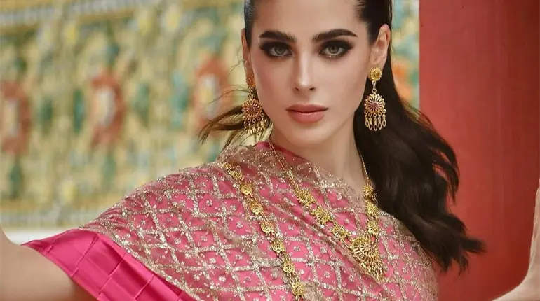 Fátima Bosch se roba miradas con atuendo tailandés, lleno de historia y color