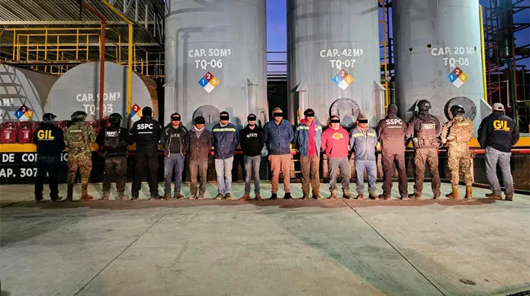 Aseguran 250 mil litros de hidrocarburo robado en Veracruz