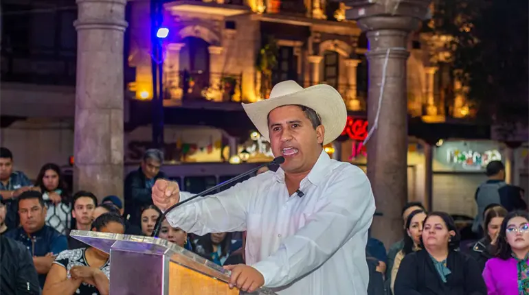 Asesinan a Carlos Manzo, alcalde de Uruapan, Michoacán