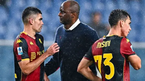 El Genoa de Johan Vásquez destituye a su entrenador Patrick Vieira