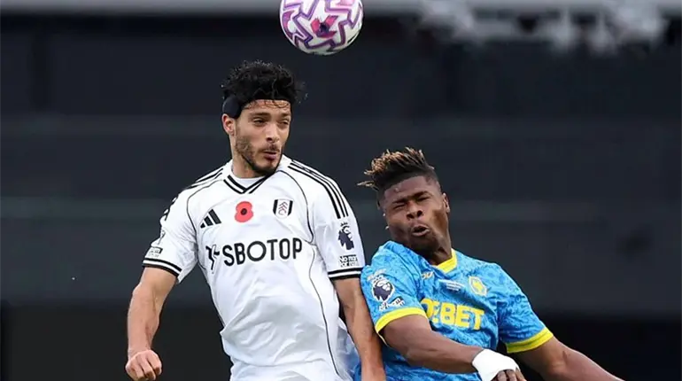 Con asistencia de Raúl Jiménez, Fulham golea al Wolverhampton