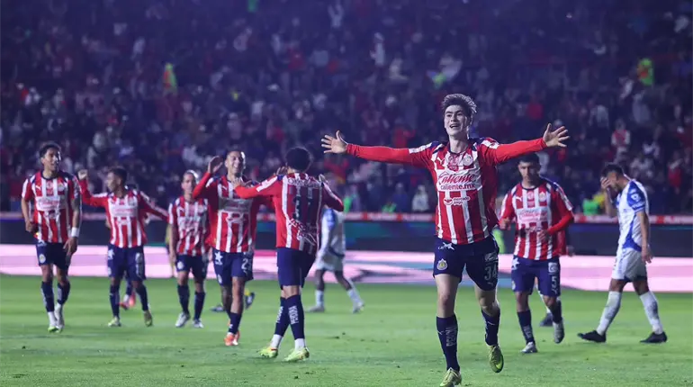Pumas, Chivas y Querétaro ganan en el cierre de la jornada 16