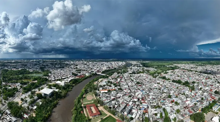 Pronostican lluvias fuertes en Tabasco este lunes por frente frío número 12