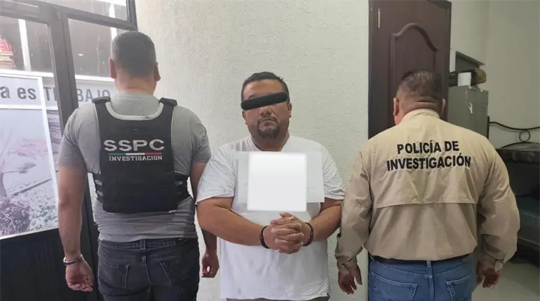 Detienen a Iván Arturo N, exdirector del Tecnológico de Los Ríos por abuso sexual y extorsión