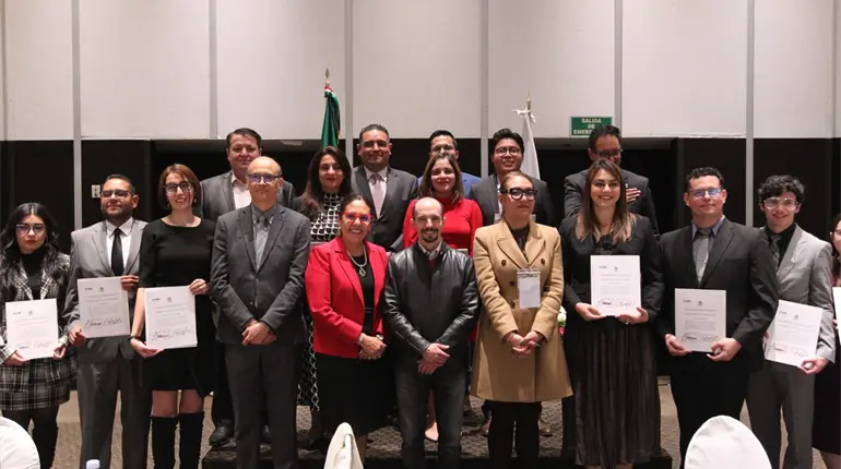 Entrega INE constancias a consejeros de OPLES designadas para periodo 2025-2032