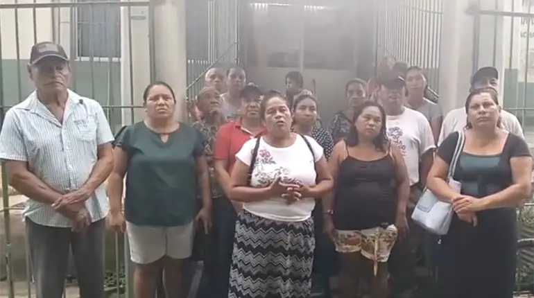 Habitantes de Acachapan y Colmena 4ta y 5ta amagan con cerrar centro de Salud si no los atiende IMSS Bienestar