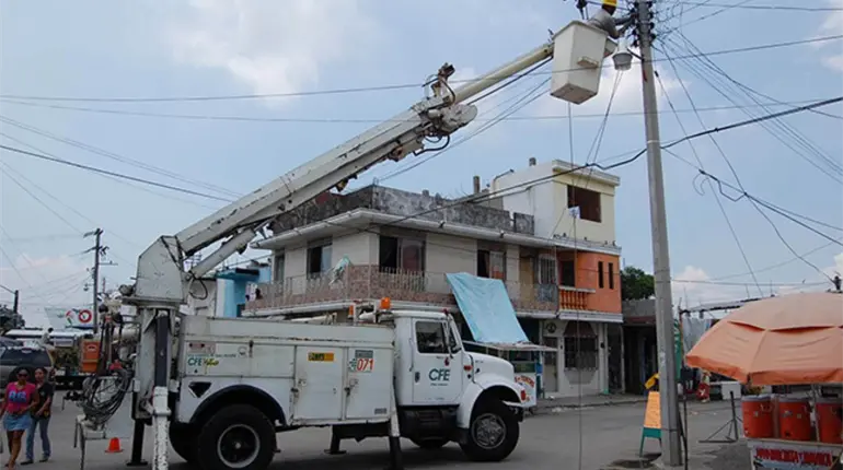 CFE anuncia más de 42 mil obras de electrificación en el país, por 18 mil 916 mdp