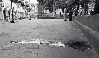 Detienen a 3 personas, tras ejecución de hombre en el Parque Juárez de Villahermosa