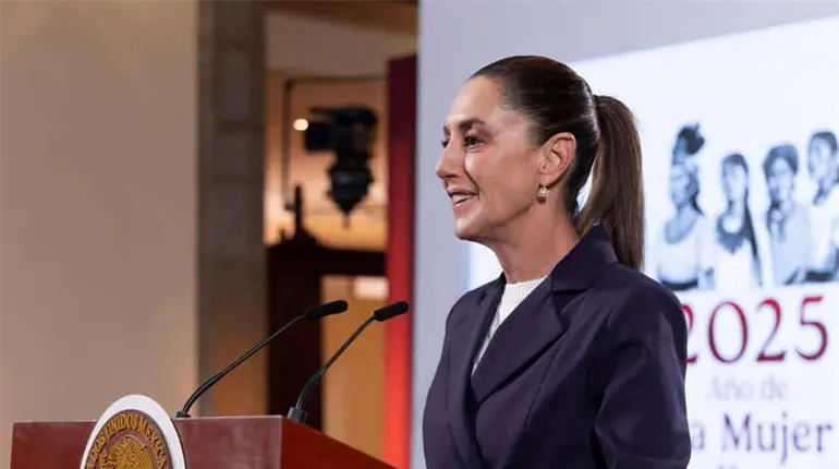 Sheinbaum presenta denuncia por acoso y descarta reforzar su seguridad