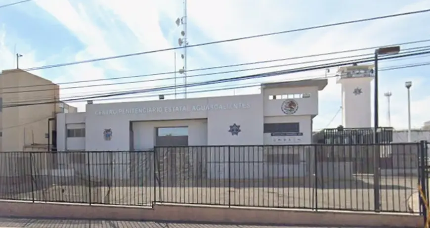 Tres internos heridos deja riña y conato de incendio en Cereso de Aguascalientes