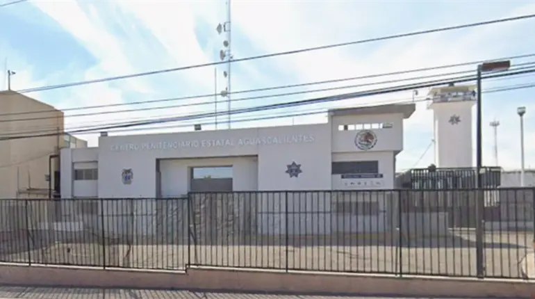 Tres internos heridos deja riña y conato de incendio en Cereso de Aguascalientes