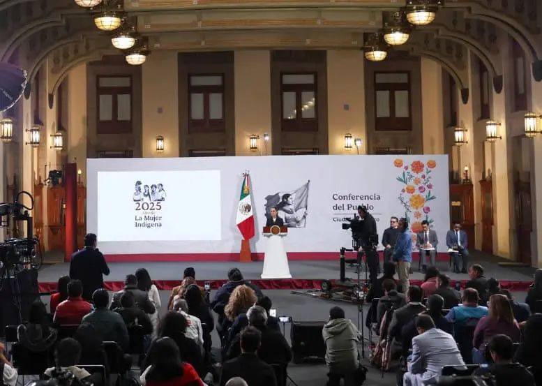 Condenan CONAGO y Morena acto de acoso que sufrió la presidenta Claudia Sheinbaum