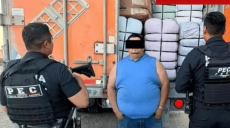 Aseguran en Guanajuato presunto contrabando de ropa, bolsas y zapatos valuado en más de 4 mdp