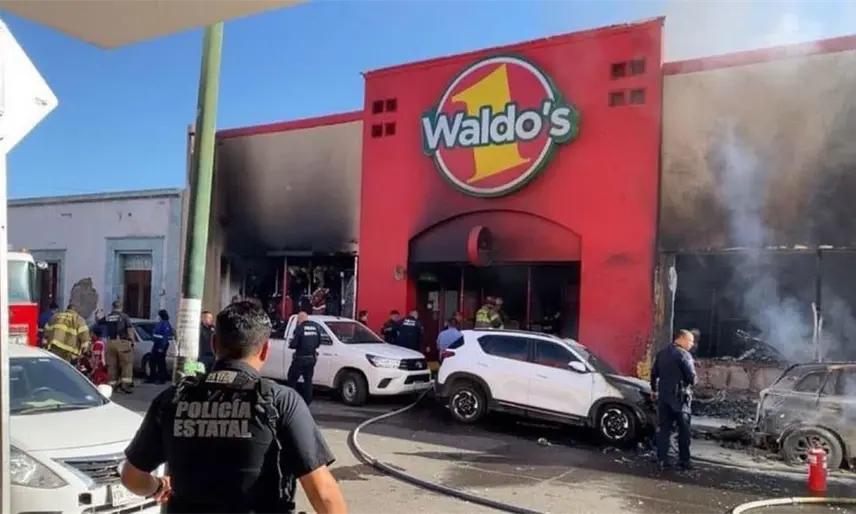 Durazo solicita a titular de PC en Sonora separarse del cargo tras incendio en tienda Waldo´s