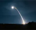Realiza EE. UU. pruebas de misil balístico nuclear desarmado de alcance intercontinental