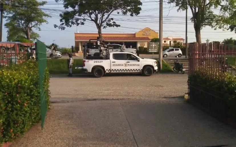 Asaltan a trailero y le disparan en la pierna en Emiliano Zapata; transportaba alimentos