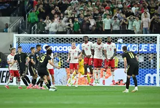 El mexicano Raúl Jiménez, gana el premio al mejor gol de la Concacaf