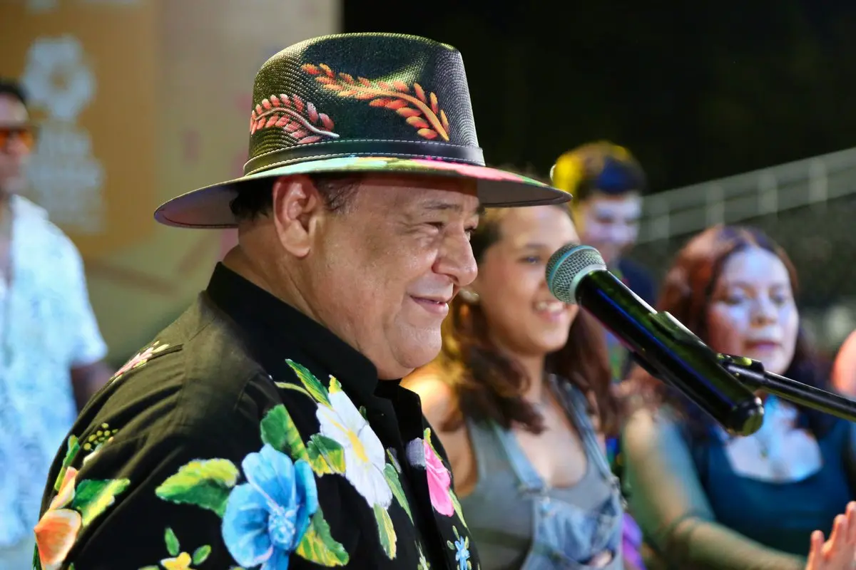 Propone Chemaney un baile gratuito en apoyo a Fátima Bosch