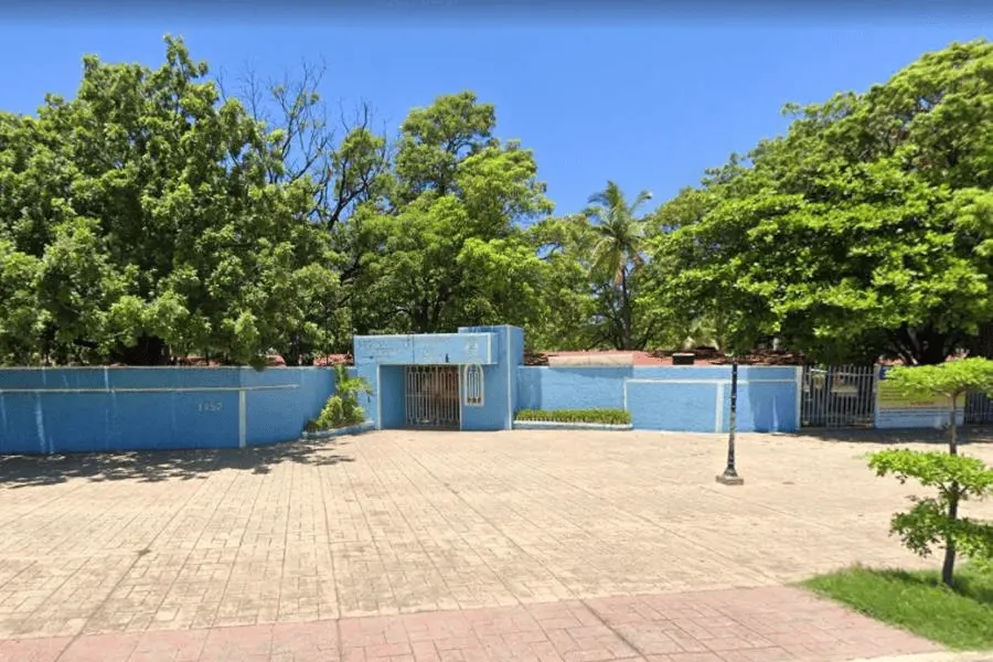 FGE investiga a adolescente que invita a compañeros a matar a sus maestras en Michoacán