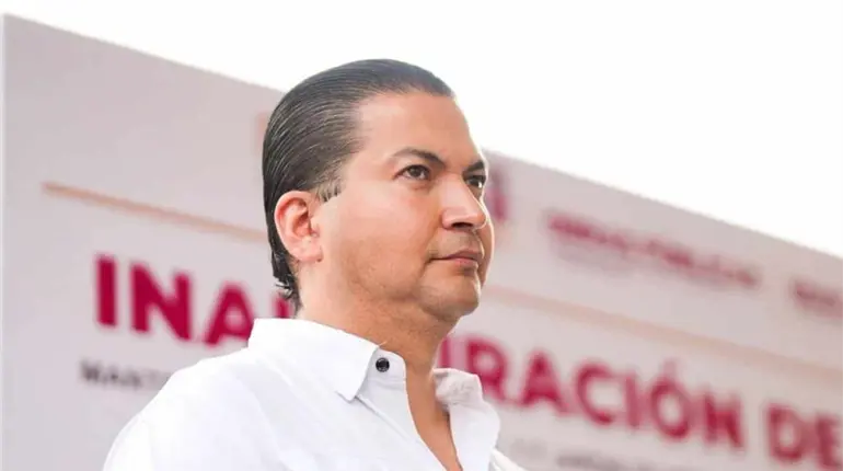 La única "línea" es la del pueblo a través de las encuestas: Bracamonte a Evaristo Hernández