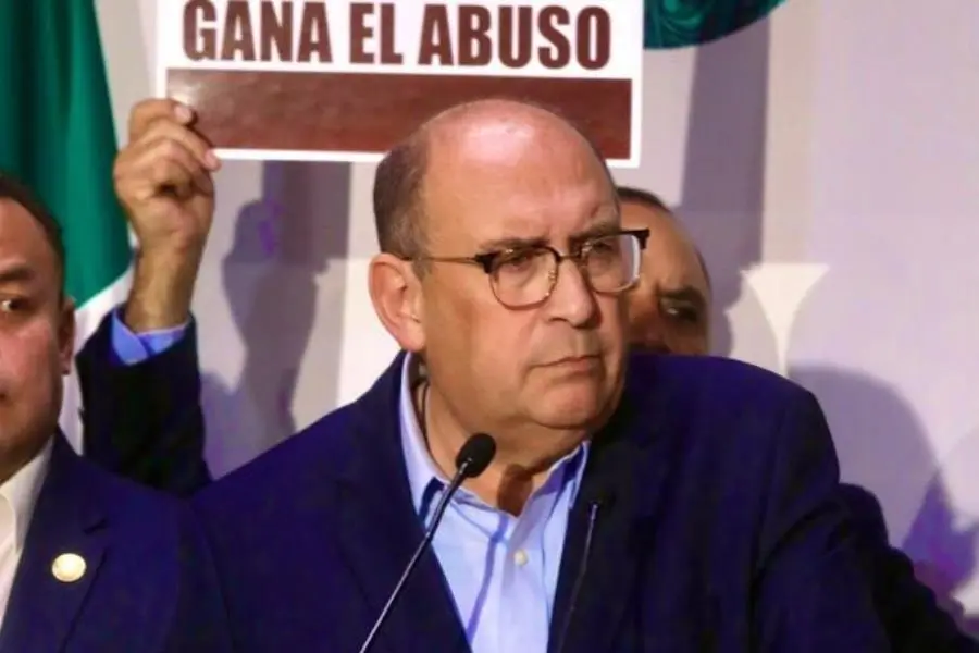 Morena quiere juntar elecciones con revocación de mandato, alerta Rubén Moreira