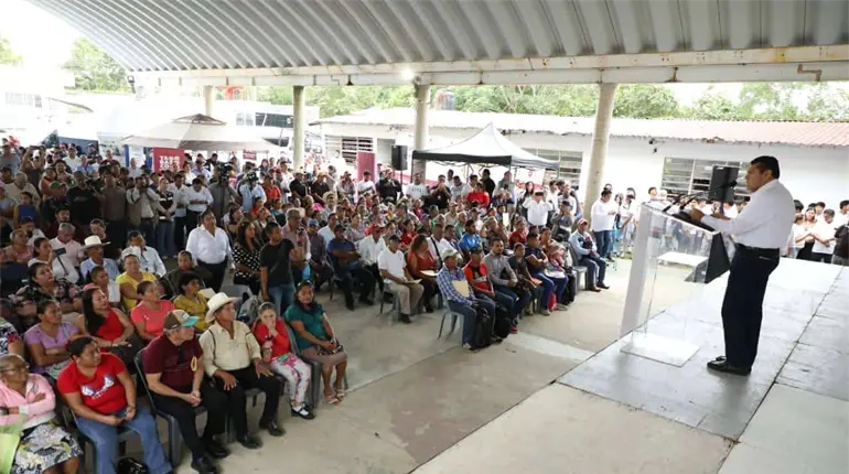 Presume May 100 mdp en obras en Tacotalpa este 2025